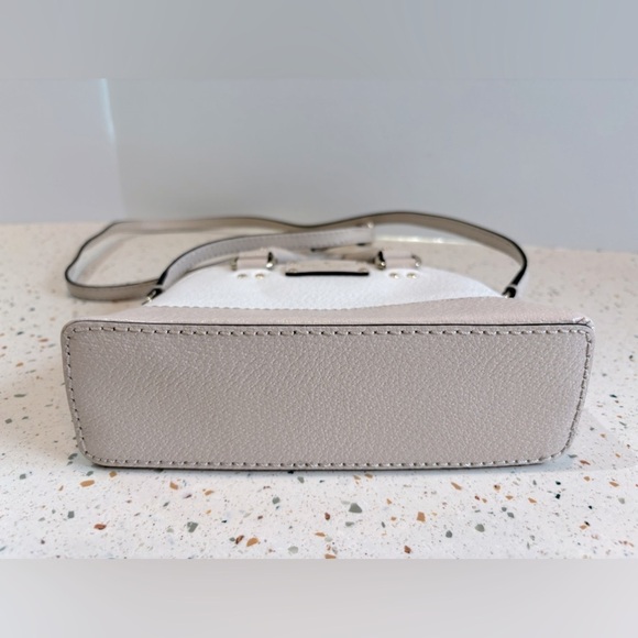 Kate Spade Mini Bag Handbag Crossbody or Carry‎ Satchel Purse White/Tan Leather - Picture 7 of 14
